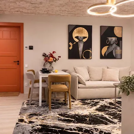 Lägenhet Scheffel Courtyard Residences Grand Combo Riga