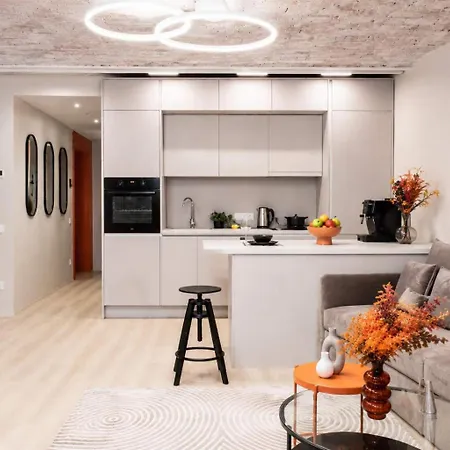アパート Scheffel Courtyard Residences Grand Combo *